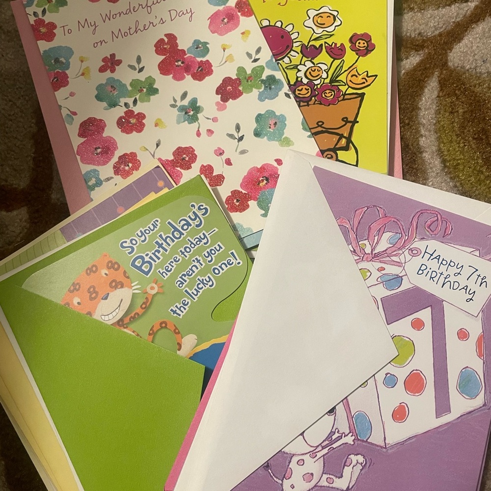 Colorful Greeting Card Set